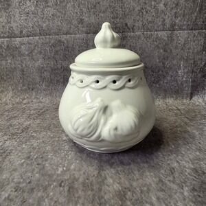 Norpro Deluxe Stoneware Garlic Keeper #254 White Ceramic